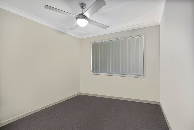 Photo - 23 Hideaway Street, Birtinya QLD 4575 - Image 7