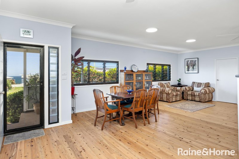 Photo - 23 Highview Drive, Dolphin Point NSW 2539 - Image 2