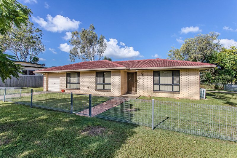 Photo - 23 Hill Parade, Clontarf QLD 4019 - Image 12