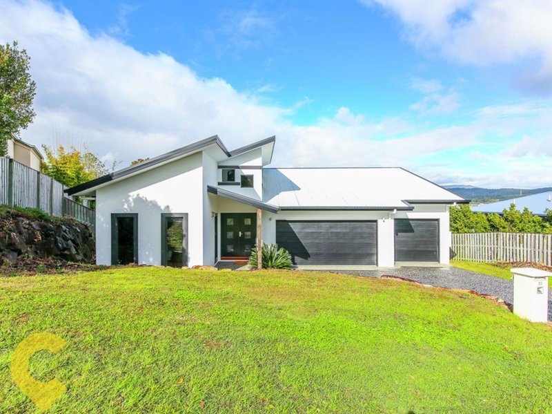 Photo - 23 Hillary Circuit, Pacific Pines QLD 4211 - Image 6