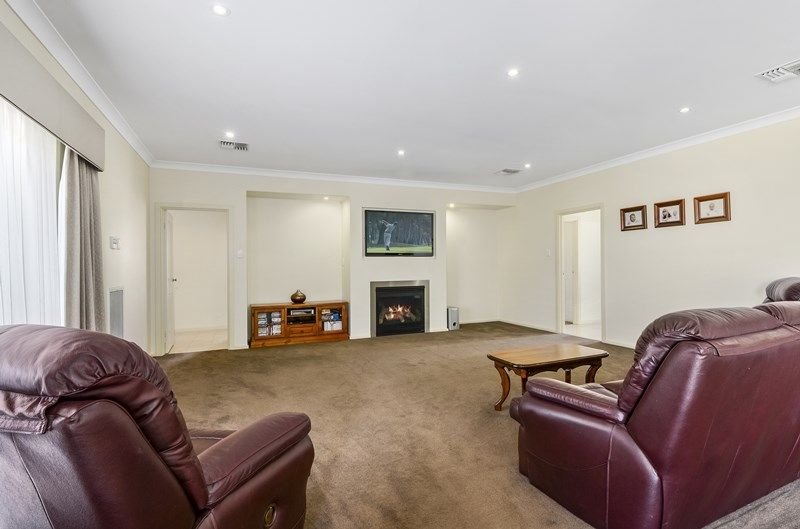 Photo - 23 Hilltop Avenue, Mount Gambier SA 5290 - Image 4