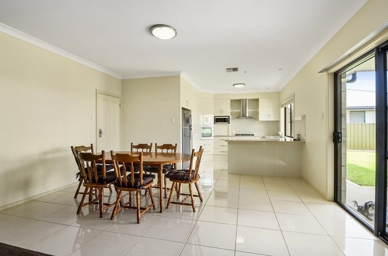 Photo - 23 Hilltop Avenue, Mount Gambier SA 5290 - Image 9