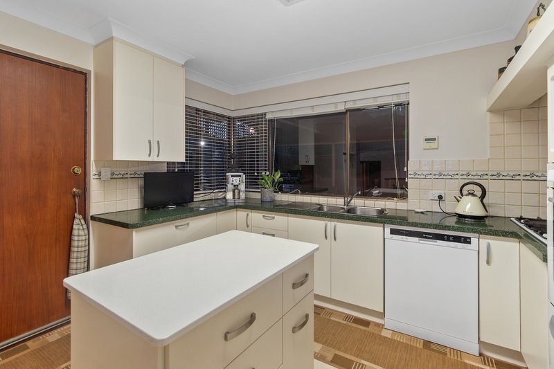 Photo - 23 Holden Drive, Noranda WA 6062 - Image 10