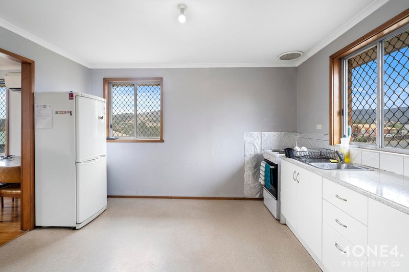 Photo - 23 Holloway Drive, Herdsmans Cove TAS 7030 - Image 7