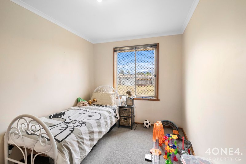 Photo - 23 Holloway Drive, Herdsmans Cove TAS 7030 - Image 9