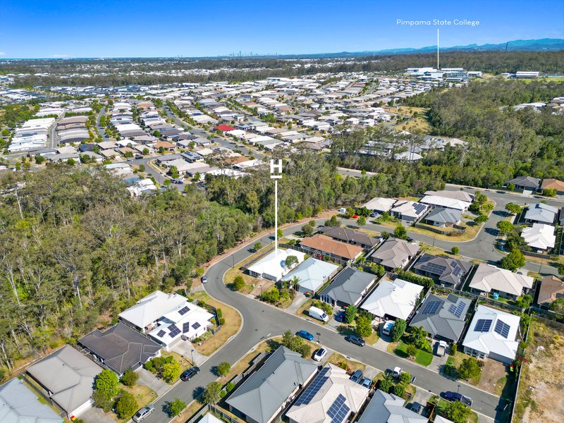 Photo - 23 Hollyoak Crescent, Pimpama QLD 4209 - Image 16