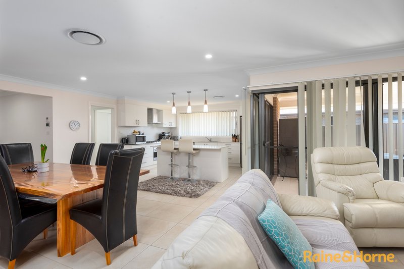 Photo - 23 Holmfield Drive, Armidale NSW 2350 - Image 3