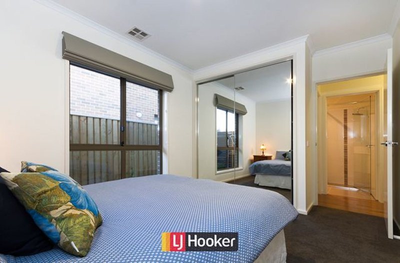 Photo - 23 Hurrell Street, Forde ACT 2914 - Image 3