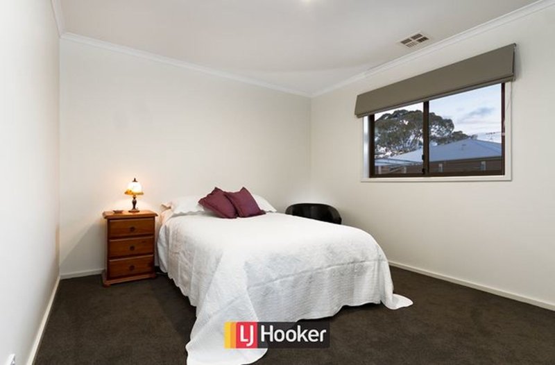 Photo - 23 Hurrell Street, Forde ACT 2914 - Image 5