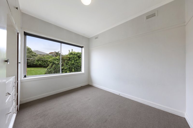 Photo - 23 Hutchinson Street, Bentleigh VIC 3204 - Image 9