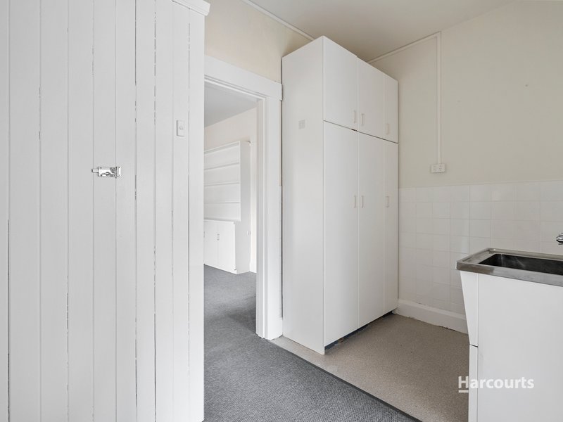 Photo - 2/3 Inglis Street, New Town TAS 7008 - Image 10