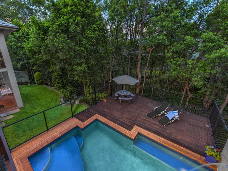 Photo - 23 Ironbark Place, Bridgeman Downs QLD 4035 - Image 2