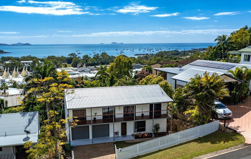 23 Island Drive, Cannonvale QLD 4802