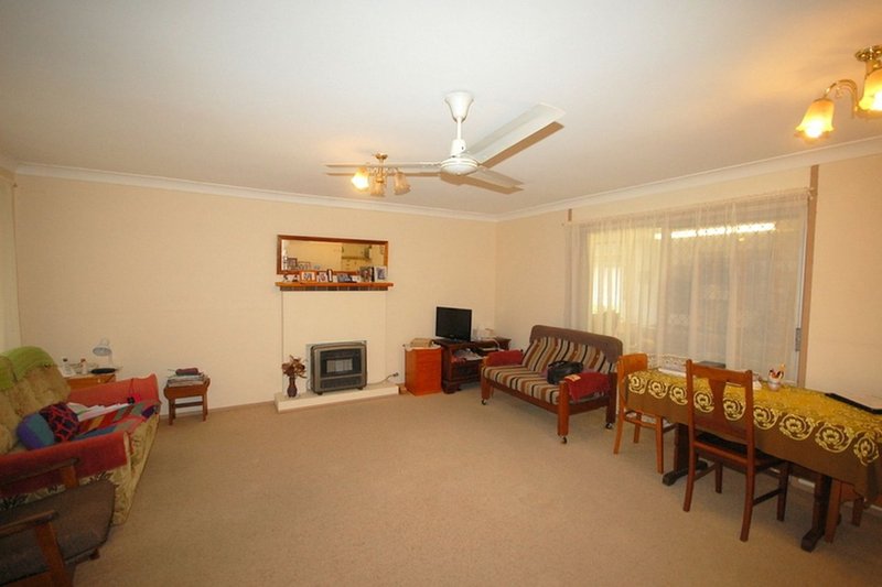 Photo - 23 Jacaranda Avenue, Wingham NSW 2429 - Image 3