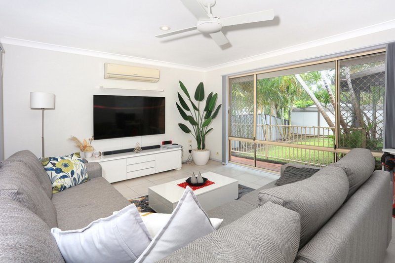 Photo - 23 Jamieson Drive, Parkwood QLD 4214 - Image 2