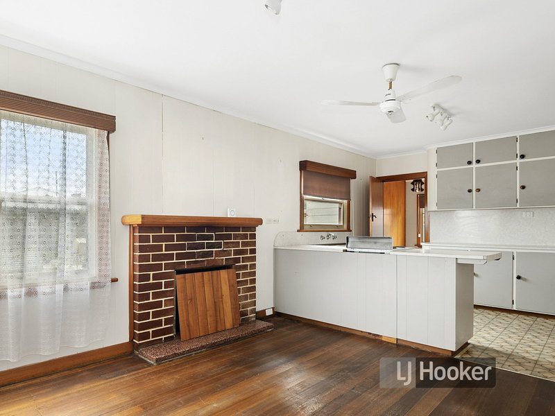 Photo - 23 Jenner Street, Wynyard TAS 7325 - Image 5