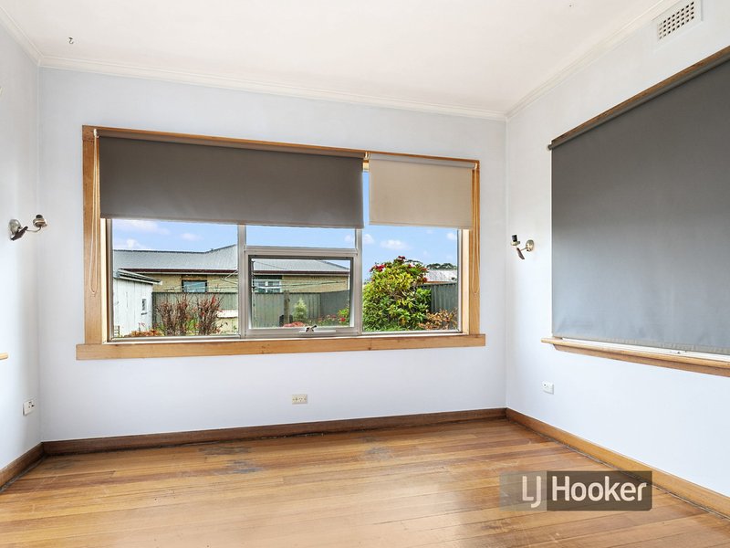 Photo - 23 Jenner Street, Wynyard TAS 7325 - Image 9