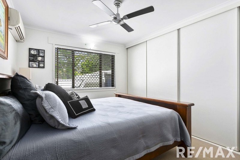 Photo - 23 Jensen Drive, Urraween QLD 4655 - Image 6