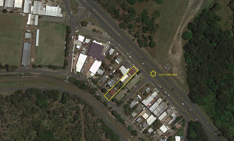 Photo - 23 Johnston Street, Stratford QLD 4870 - Image 2