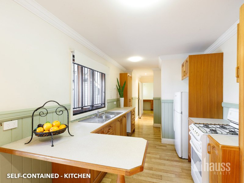 Photo - 23 Junction Street, Sherwood QLD 4075 - Image 11