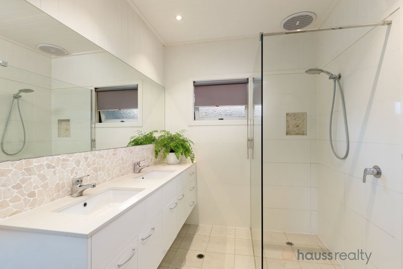 Photo - 23 Junction Street, Sherwood QLD 4075 - Image 7