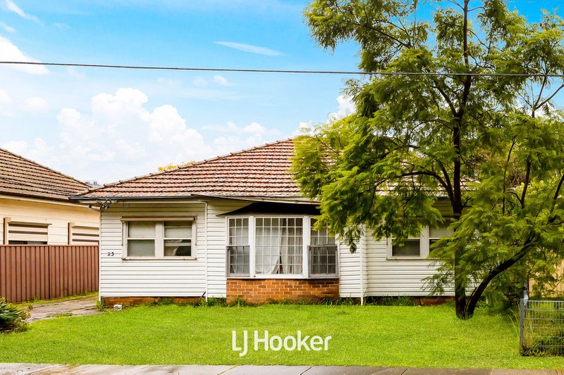 23 Junia Avenue, Toongabbie NSW 2146