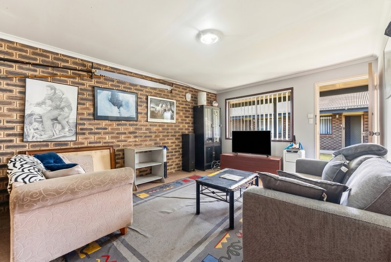 Photo - 2/3 Juniper Court, Beenleigh QLD 4207 - Image 3