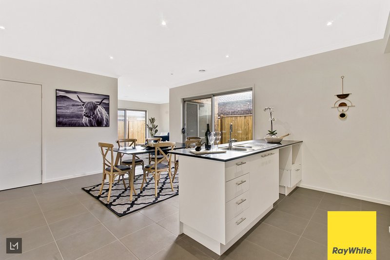 Photo - 23 Kakadu Drive, Wyndham Vale VIC 3024 - Image 16