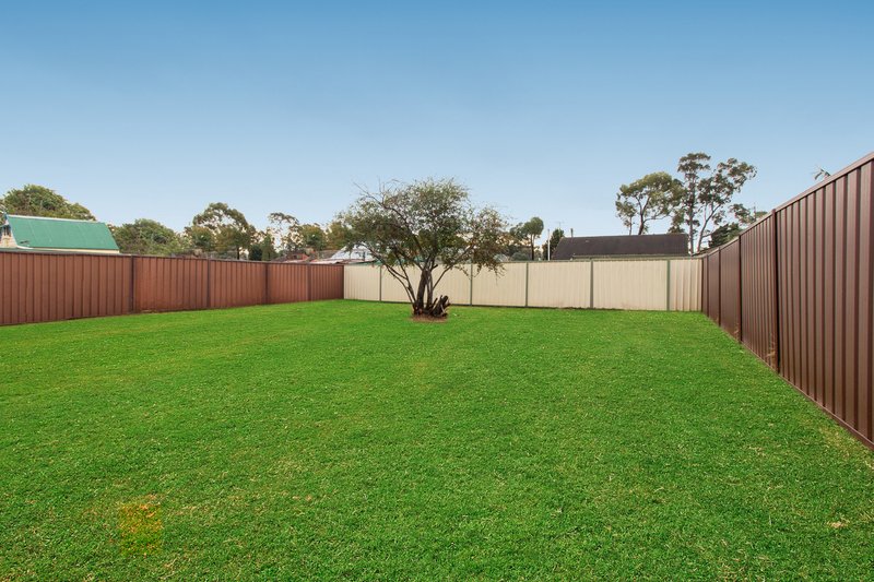 Photo - 23 Kaluga Street, Busby NSW 2168 - Image 7