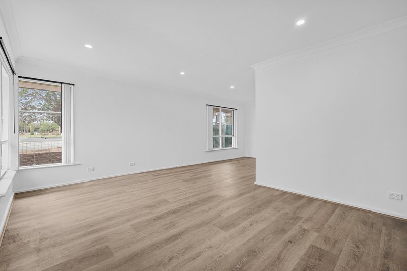 Photo - 23 Kennett Street, Maddington WA 6109 - Image 6