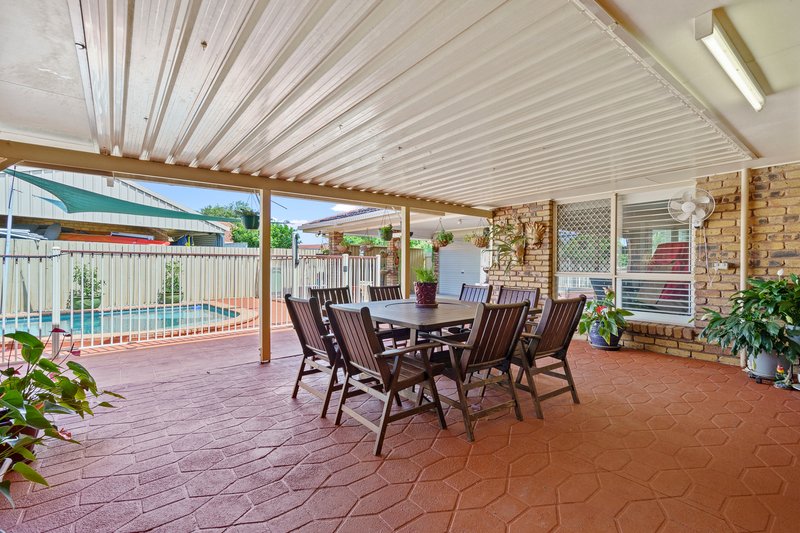 Photo - 23 Kentwood Drive, Bray Park QLD 4500 - Image 3