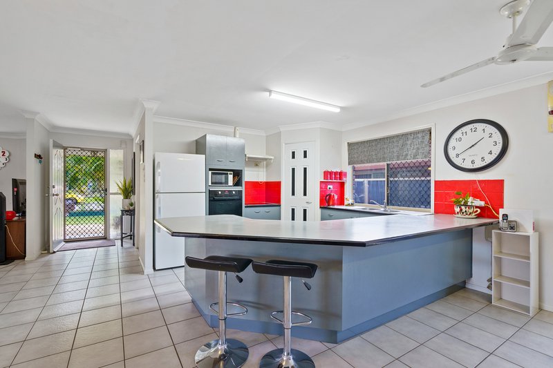 Photo - 23 Kentwood Drive, Bray Park QLD 4500 - Image 6