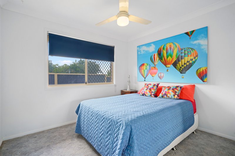 Photo - 23 Kentwood Drive, Bray Park QLD 4500 - Image 11