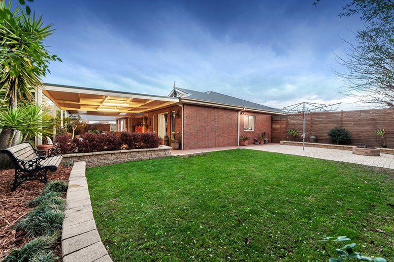 Photo - 23 Kings Glen, Craigieburn VIC 3064 - Image 21