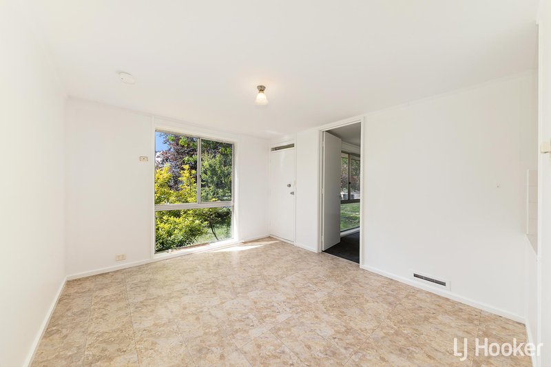 Photo - 23 Kinkead Street, Evatt ACT 2617 - Image 4