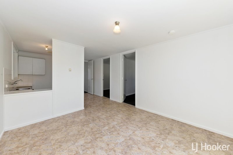 Photo - 23 Kinkead Street, Evatt ACT 2617 - Image 5