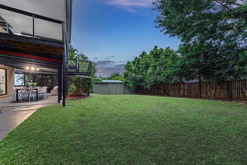 Photo - 23 Knightsbridge Place, Bridgeman Downs QLD 4035 - Image 2