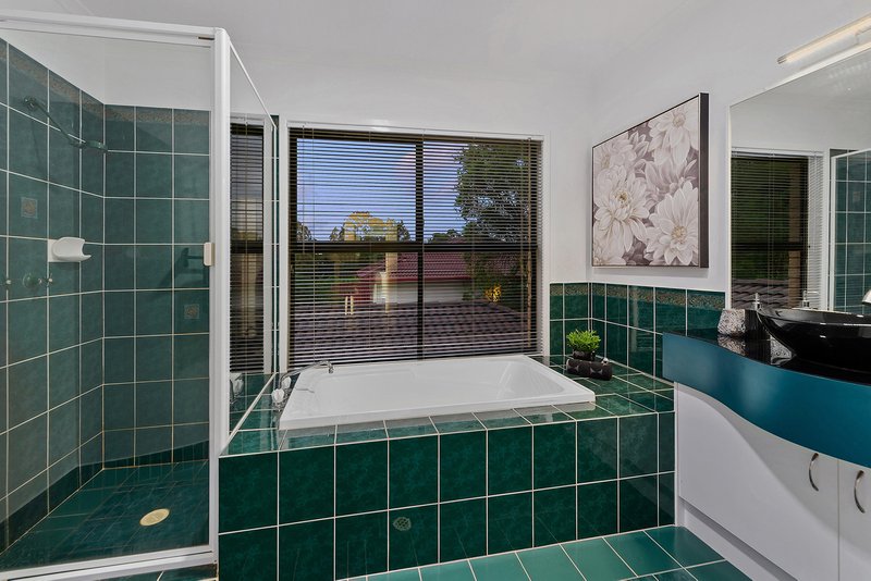 Photo - 23 Knightsbridge Place, Bridgeman Downs QLD 4035 - Image 17