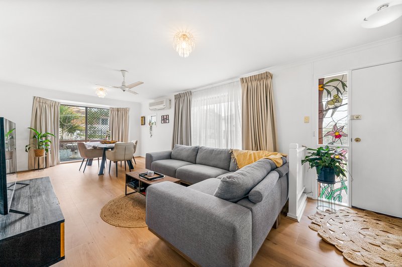 Photo - 23 Kolan Street, Runcorn QLD 4113 - Image 2