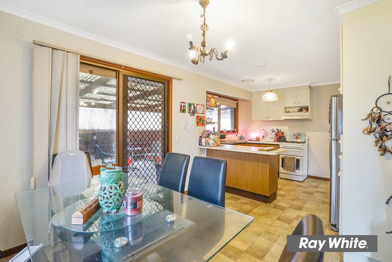 Photo - 23 Kramer Street, Werribee VIC 3030 - Image 8