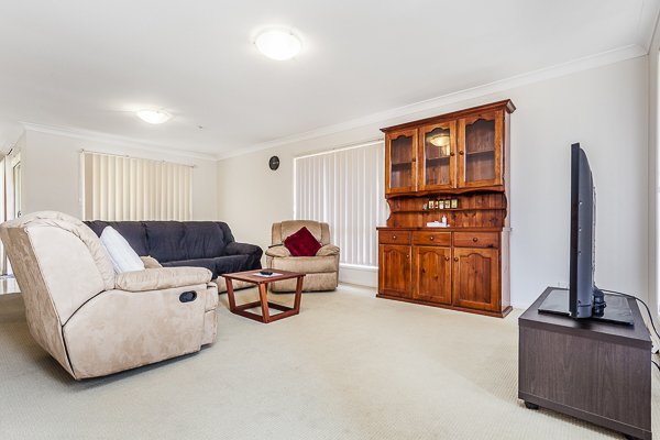 Photo - 2/3 Lady Bowen Parade, Rothwell QLD 4022 - Image 4