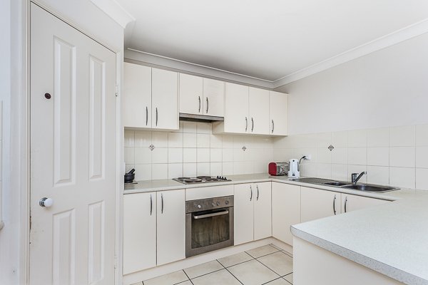 Photo - 2/3 Lady Bowen Parade, Rothwell QLD 4022 - Image 10