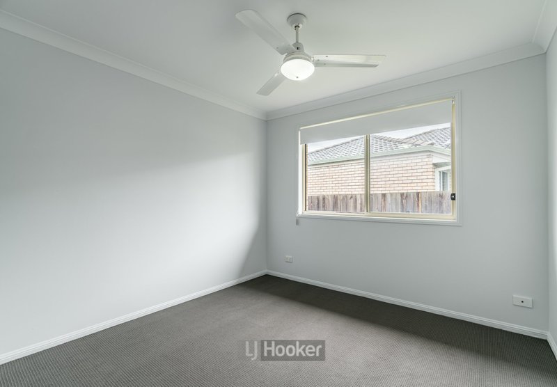 Photo - 23 Lake Borumba Street, Logan Reserve QLD 4133 - Image 12