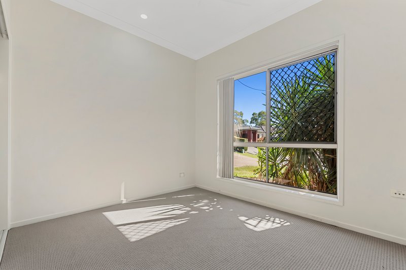 Photo - 23 Lanagan Circuit, North Lakes QLD 4509 - Image 5