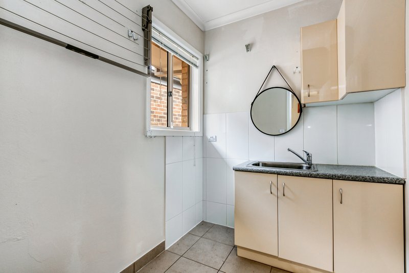 Photo - 23 Law Street, Heidelberg Heights VIC 3081 - Image 9