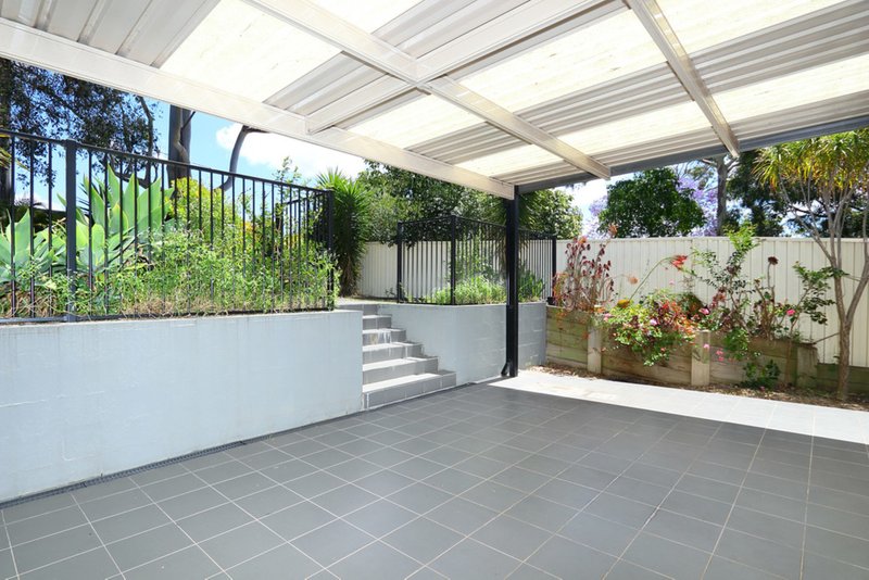 Photo - 23 Lawrence Street, Peakhurst NSW 2210 - Image 3