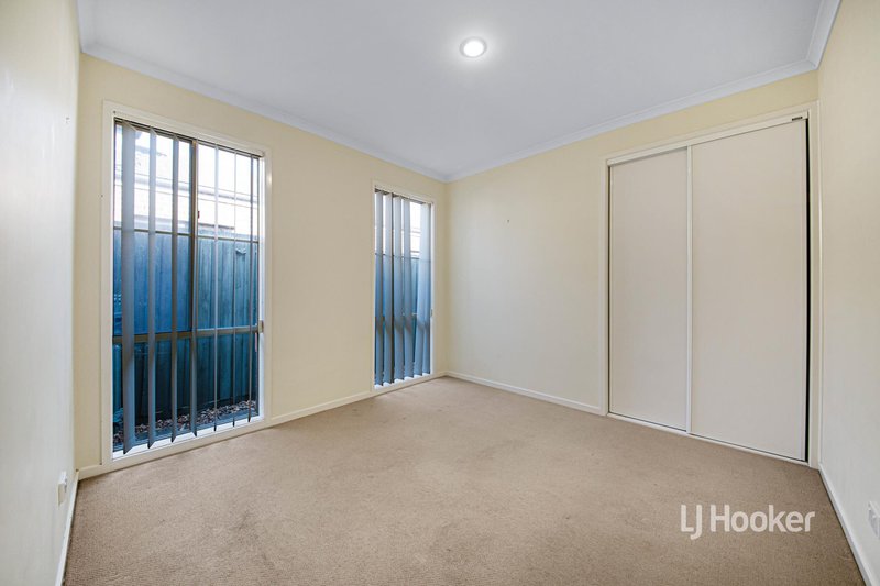Photo - 23 Leda Drive, Tarneit VIC 3029 - Image 7