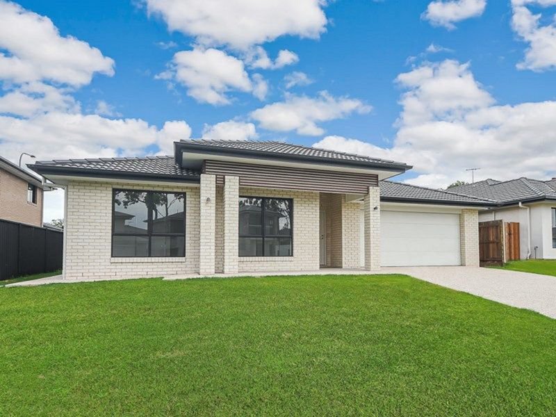 Photo - 23 Leong Street, Bridgeman Downs QLD 4035 - Image 2