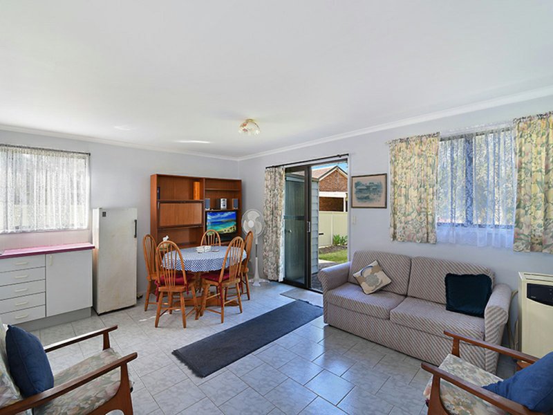 Photo - 23 Liamena Avenue, San Remo NSW 2262 - Image 3