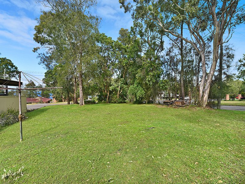 Photo - 23 Liamena Avenue, San Remo NSW 2262 - Image 5